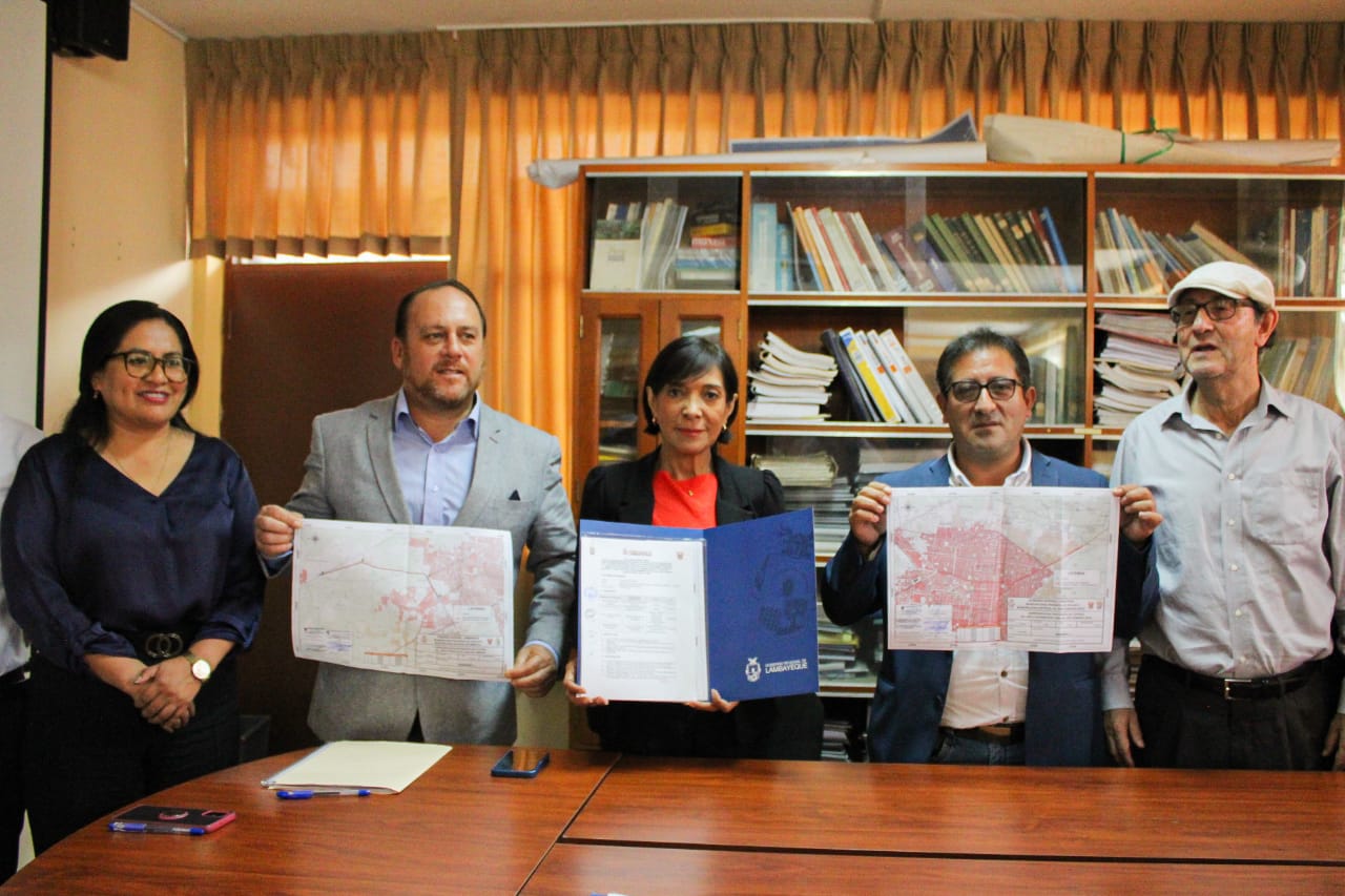 firman convenio para limites de Chiclayo con JLO y Pimentel 2