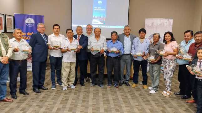 GORE Piura promueve el desarrollo responsable y sostenble de la pesca artesanal
