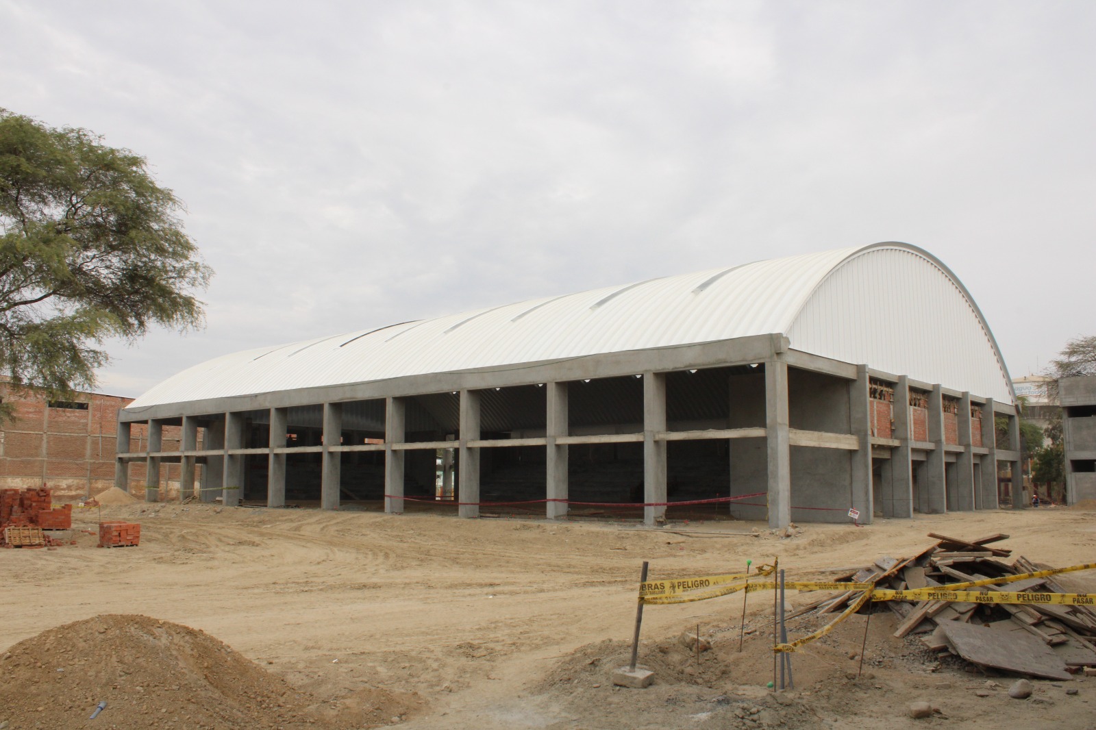 AVANCE EN LA CONSTRUCCIÒN DE IESTP ALMIRANTE MIGUEL GRAU