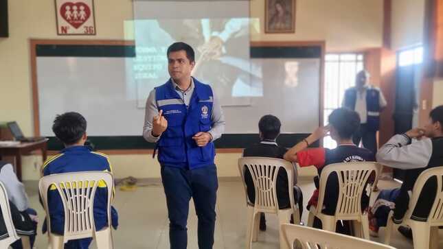 Capacitan a escolares del quinto de secundaria para emprender nuevos negocios