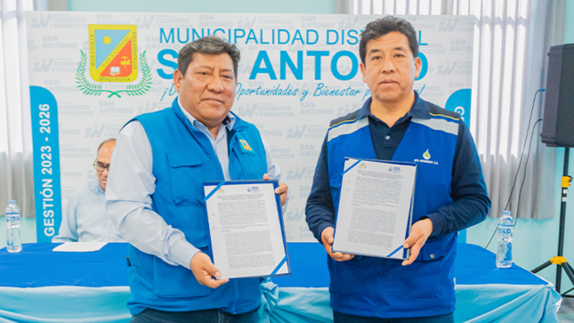 En el marco de las acciones para la preservación y cuidado del medio ambiente que minimizan los impactos ambientales, la EPS Moquegua, renovó por 2 años, la entrega de agua residual para reúso a la municipalidad de San Antonio. 
Dicho recurso, servirá para que el municipio realice el riego de parques y jardines, así como el uso, de los trabajos relacionados al riego de tramos en construcción o ejecución de mantenimientos, precisó el Gerente General de la EPS, Walter Villasante Conza. 
