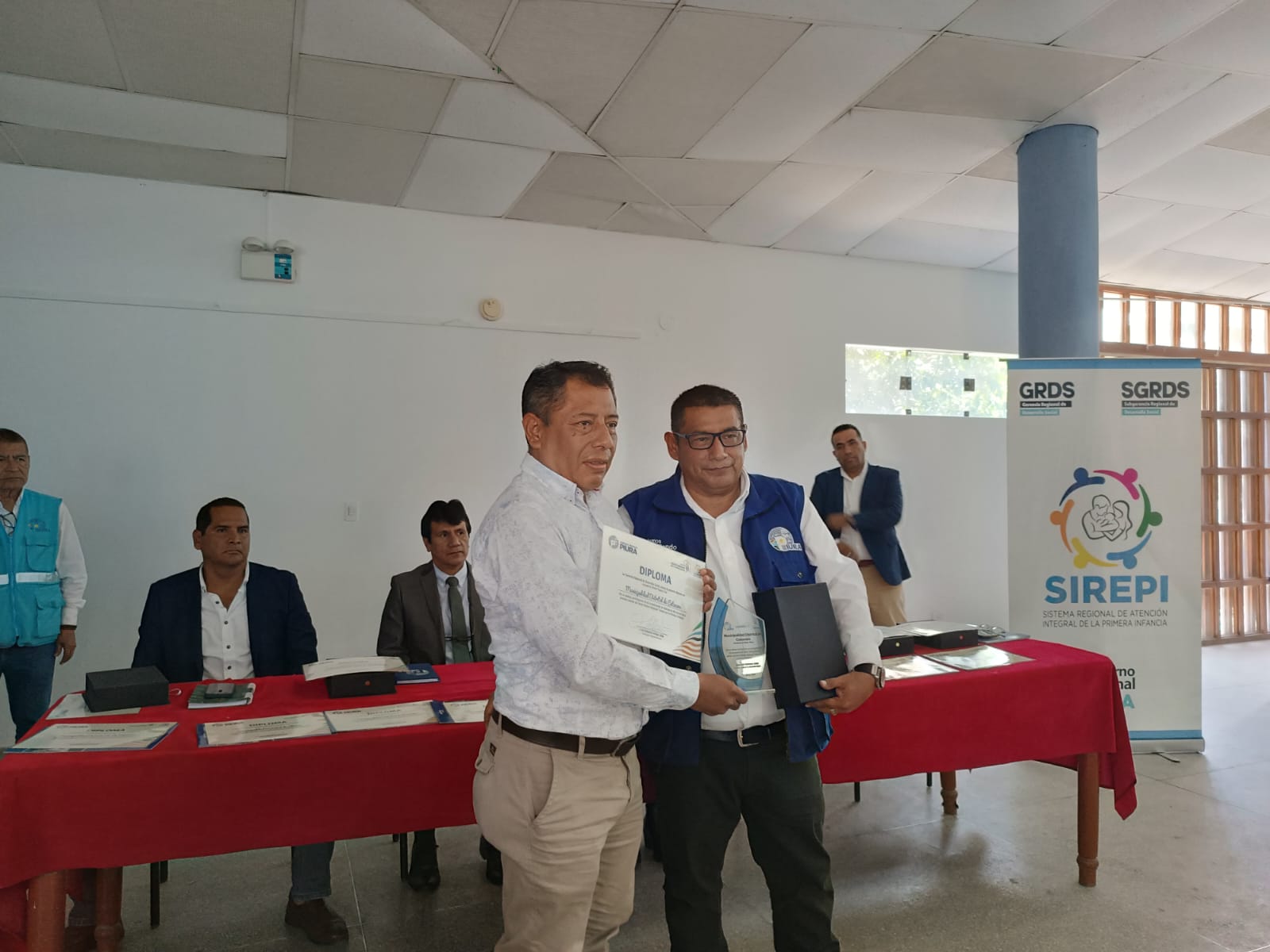 Gore premia a municipios que cumplen con el Pacto Regional por la Primera Infancial