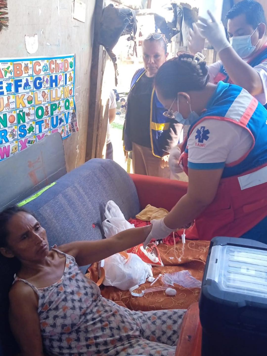 ๐ uni Belรฉn brinda apoyo a vecina delicada de salud