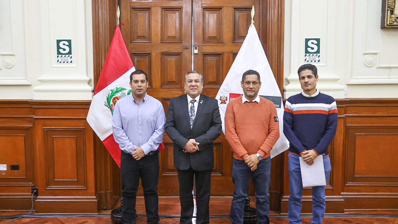 Alcalde se reune con primer Ministro Gustavo Adrianzen 