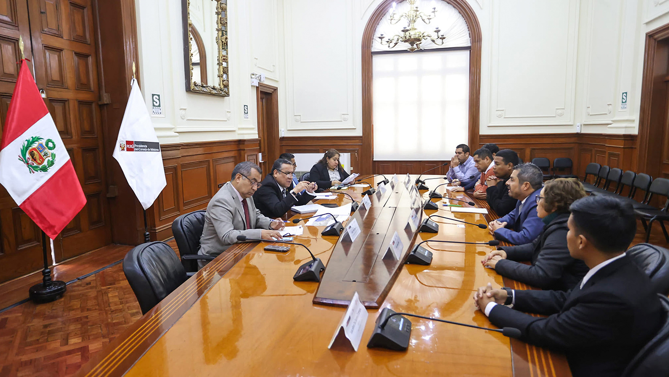 Alcalde se reune con primer Ministro Gustavo Adrianzen 