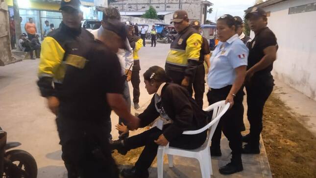 personal de serenazgo de la Municipalidad Distrital de Belén brindó apoyo a una mujer que sufrió un accidente de transito