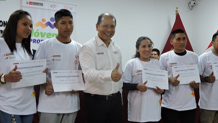 Jóvenes capacitados