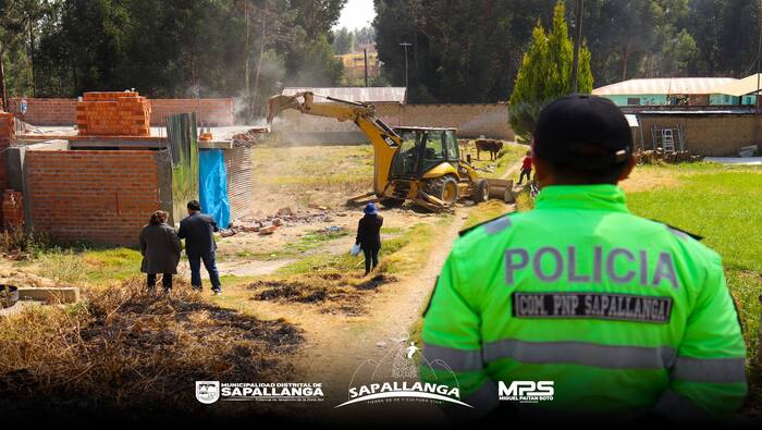 ¡¡Dando cumplimiento a disposisiones Municipales, Respetemos las vias normadas!!