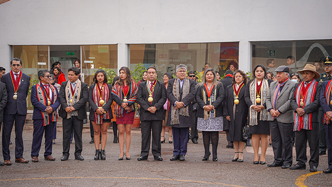 Presidenta de la Corte de Cusco participó en Sesión Solemne del Consejo regional en homenaje al Cusco