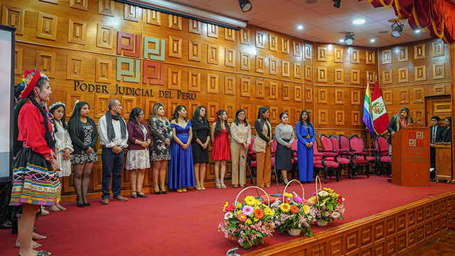 Corte Superior de Justicia de Cusco presentó Festival "Media Hora de Poesía Volumen II 2024"