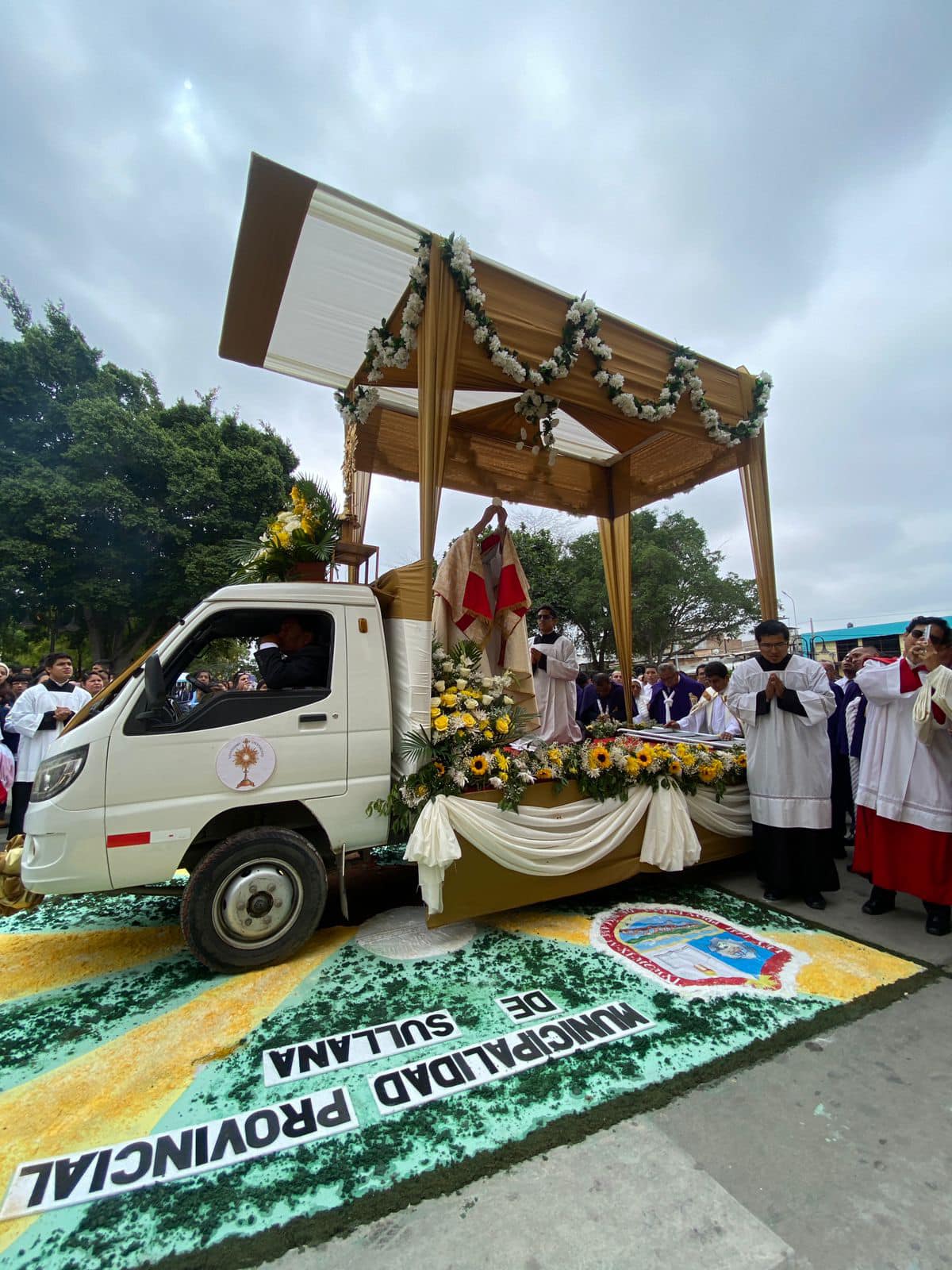 Hoy Rendimos Homenaje Al Corpus Christi