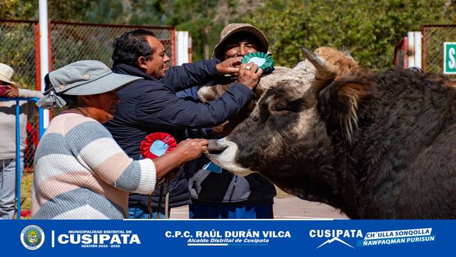 Con motivo de conmemorar el 38° Aniversario de la Comunidad de Paropujio, hoy viernes 28 de junio del presente año, se desarrolló con éxito la Feria Agropecuaria Comunal Paropujio 2024