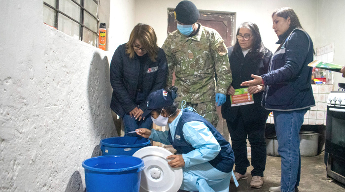 Diris Lima Sur y Ministerio de Defensa realizan jornada contra el dengue en más de 2 mil viviendas de Villa María del Triunfo