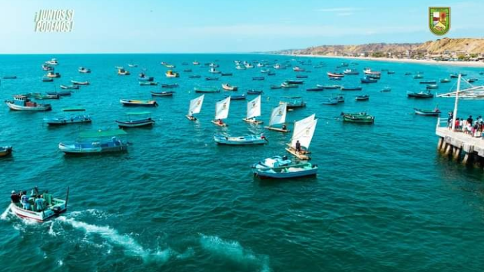 Foto Regatas de balsa a vela y remo en Cancas