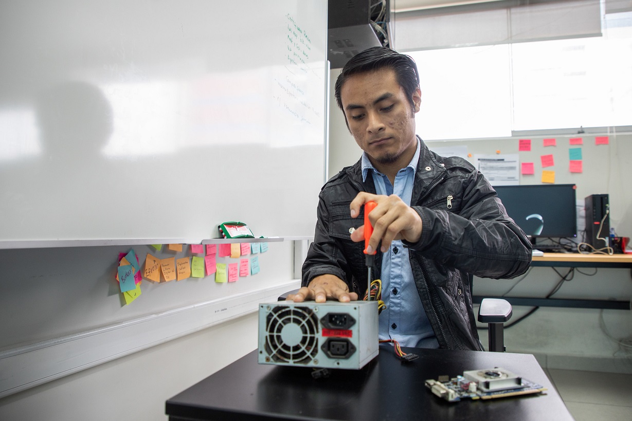 Beca Inclusión Técnico Productiva ofrece 100 becas integrales para peruanos con discapacidad
