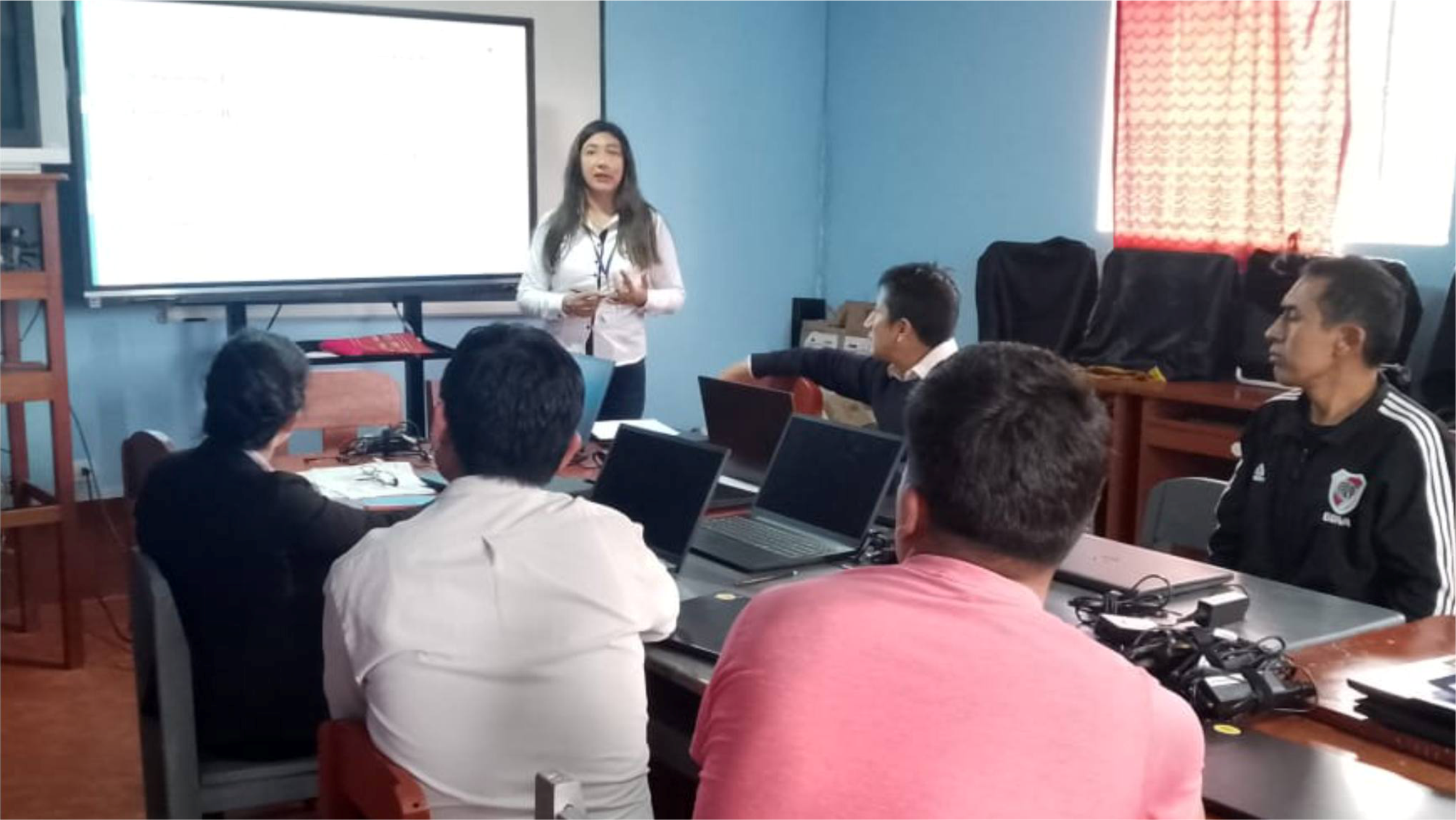 @prendo TIC Continua Capacitando a Docentes en el Uso de Herramientas Digitales