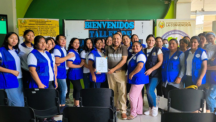Reconocimiento a actoras sociales por la meta cumplida en el compromiso I lucha contra la anemia