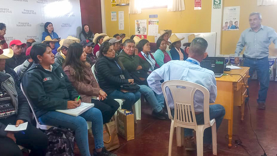 Capacitación Criadores de Cuyes en Cajamarca