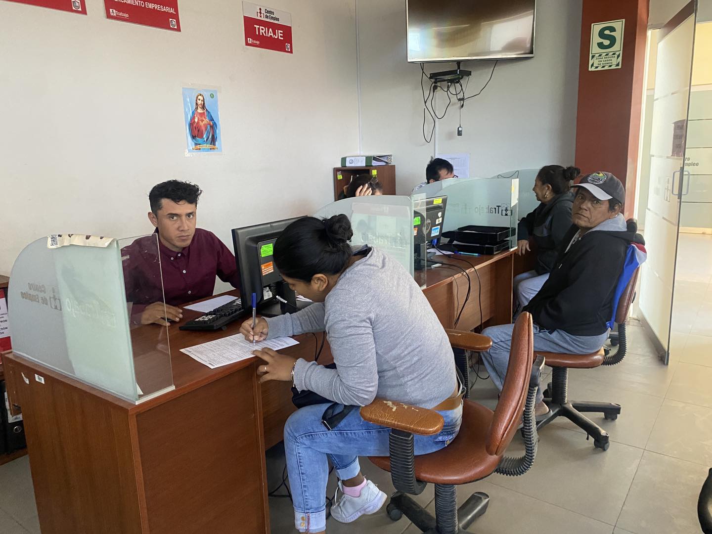 La convocatoria realizada por el Centro de Empleo Sullana y el Programa Llamkasum Perú ha tenido una gran acogida