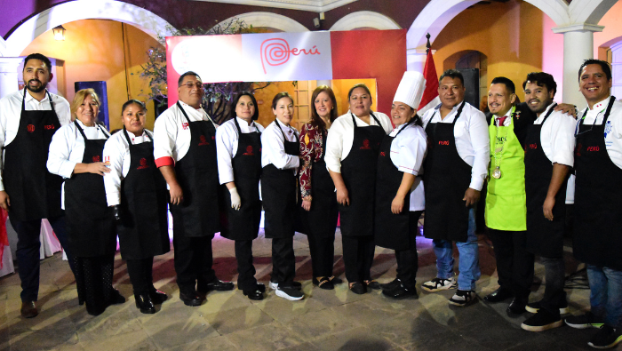 Consulado General del Perú en Cochabamba presenta tour gastronómico en el Día Nacional del Ceviche