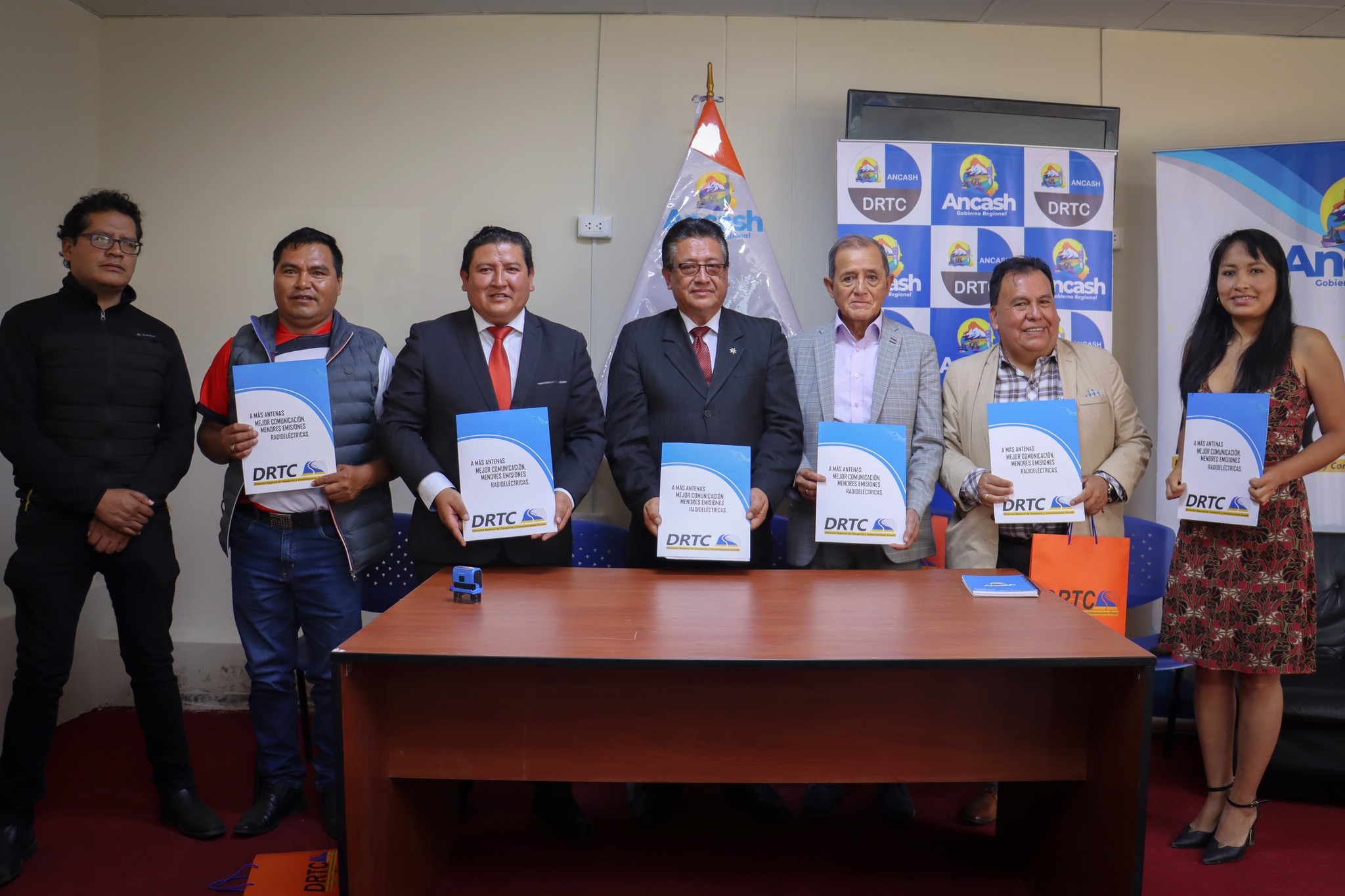 Firma de convenio para impulsar atractivos turísticos en nuestra región