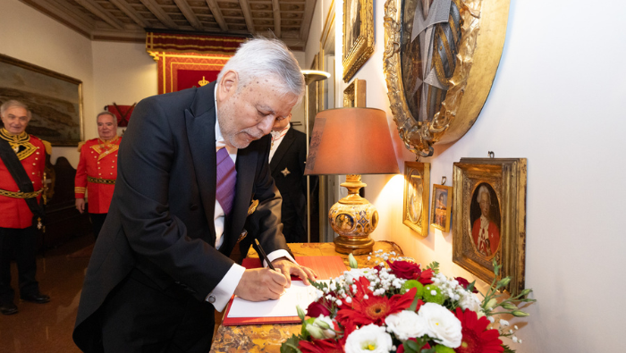 Embajador Luis Chuquihuara presenta cartas credenciales ante el gran maestre de la Orden de Malta