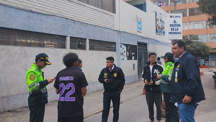 Fiscalía dirige acción preventiva simultánea en inmediaciones de instituciones educativas del Cercado de Lima