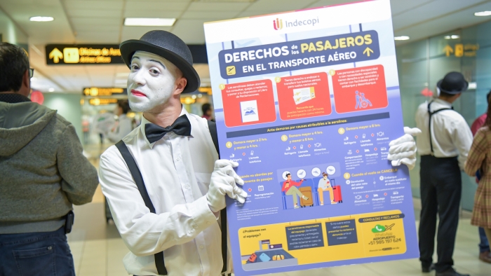 El Indecopi promueve campaña informativa lúdica en el aeropuerto internacional Jorge Chávez para que viajeros conozcan sus derechos