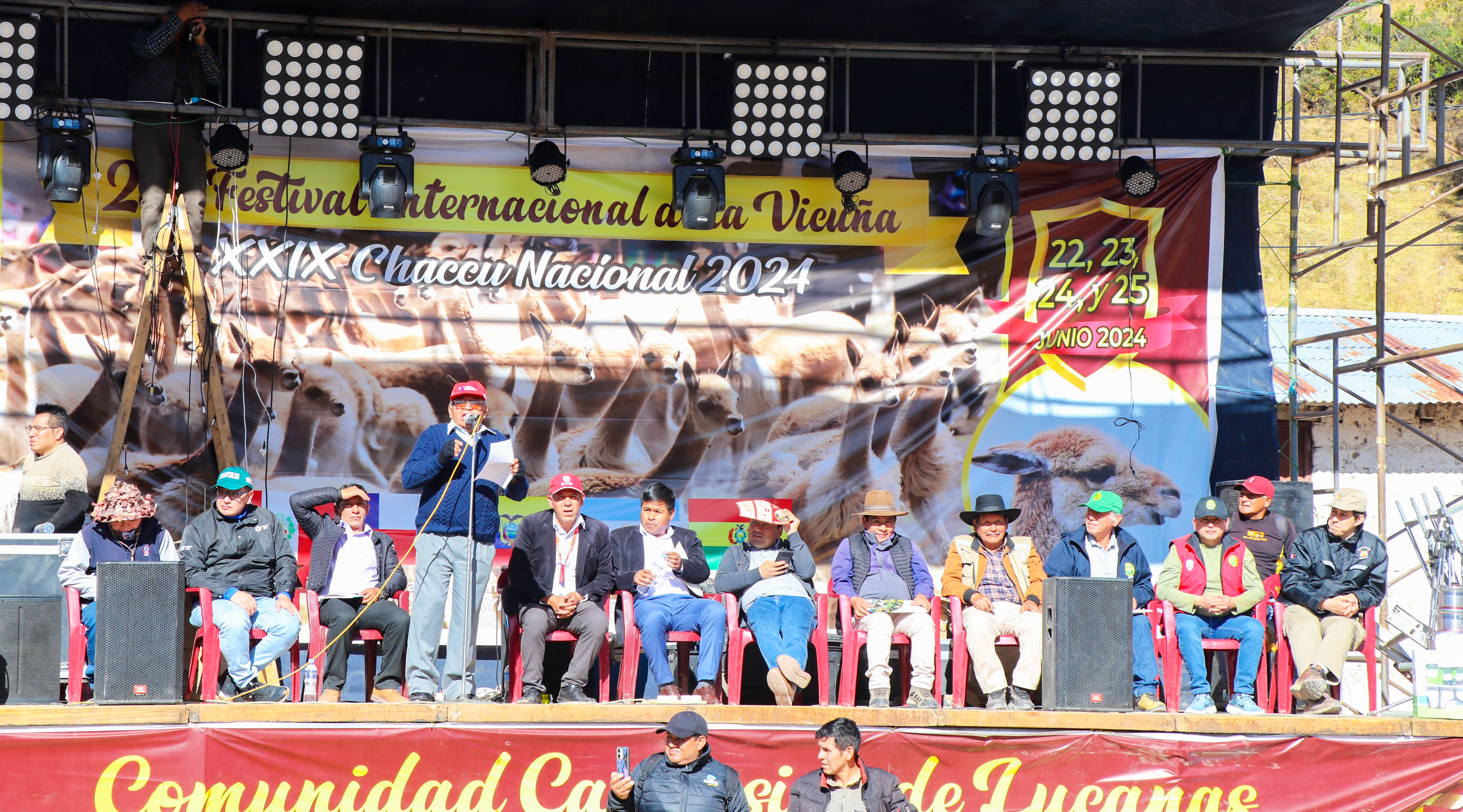 GORE Ayacucho celebró XXIX Chaccu Nacional con actividades de conservación y manejo sostenible