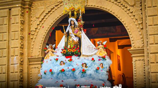 Archivo PDF de la Virgen del Carmen sale en Procesión  en el Inicio de su Mes Jubilar en Paucartambo