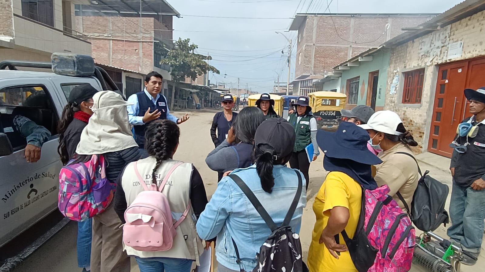Gore fumiga más de 4200 viviendas para prevenir el dengue en cinco sectores de Sullana