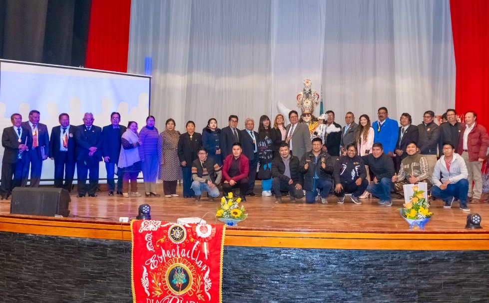 Tradición, cultura viva y legado en el primer conversatorio interno organizado por la diablada Bellavista