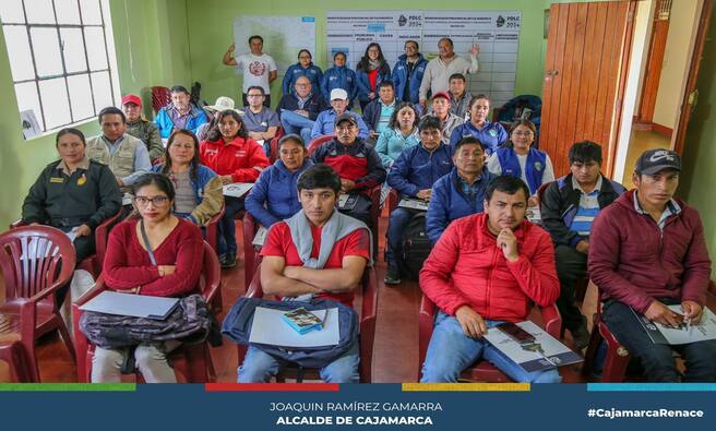📌En esta oportunidad, el distrito de San Juan recibió la visita del equipo técnico del Plan de Desarrollo Local Concertado al 2034, quienes recogieron importantes aportes de los participantes, los cuales manifestaron su compromiso en futuros talleres en pro de la mejora en la calidad de vida de la población de su distrito.
✅De esta manera el PDLC al 2034, viene logrando una activa participación de los distritos visitados, generando así una empatía y un buen trabajo en equipos entre la población, representantes de las empresas privadas y autoridades locales.