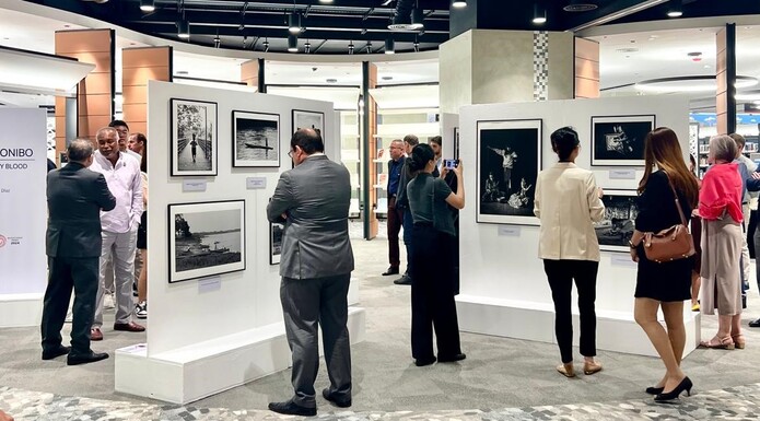 Exposicíón "Shipibo-Konibo: Retratos de mi sangre" se presenta en Singapur