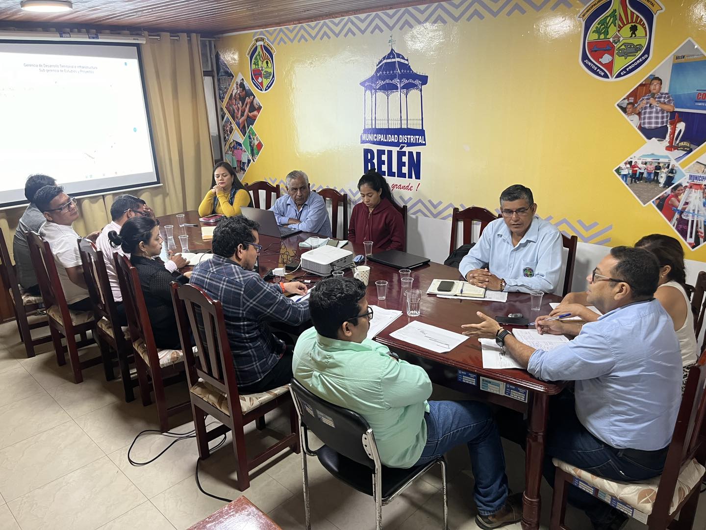 reunión con la alta dirección municipal con el objetivo de levantar observaciones de los proyectos anexados al banco de proyectos