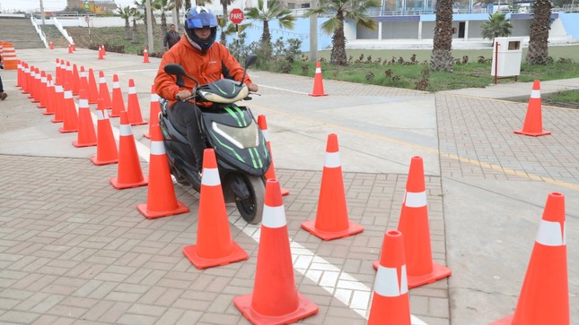 MPT ofrece facilidades a motociclistas para obtener brevete