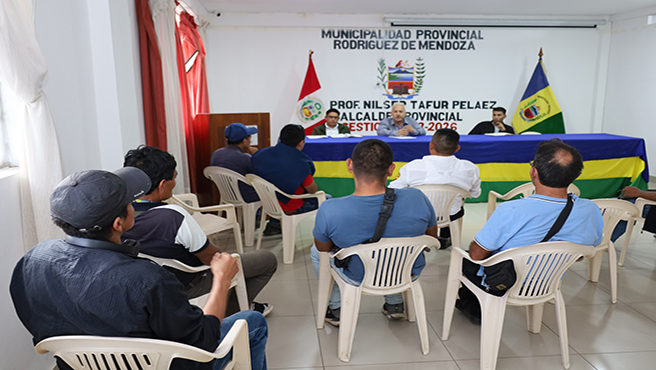 Encuentro Crucial Entre Autoridades y Asociaciones de Mototaxistas de Rodríguez de Mendoza.