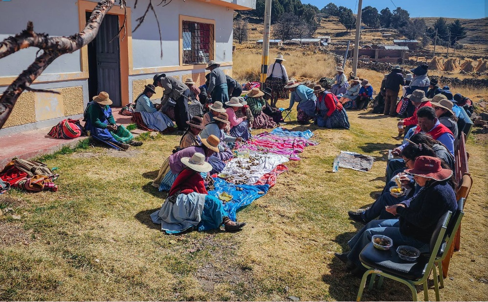 Huerta Huaraya revive la huatiada con apoyo del centro integral de atención al adulto mayor