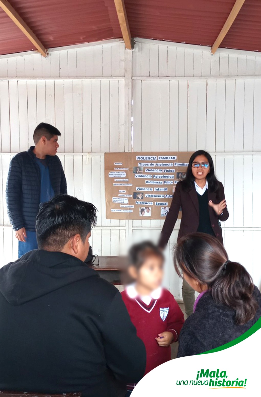  Escuela para Padres "Violencia Familiar" en la IE. 20832 "Bujama Alta" parte del Programa "Pasando Lista con la DEMUNA"