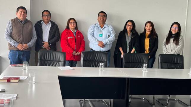 Reunión a fin de coordinar los últimos detalles del convenio para la ejecución del proyecto de mejoramiento del mercado La Casona de Belén.