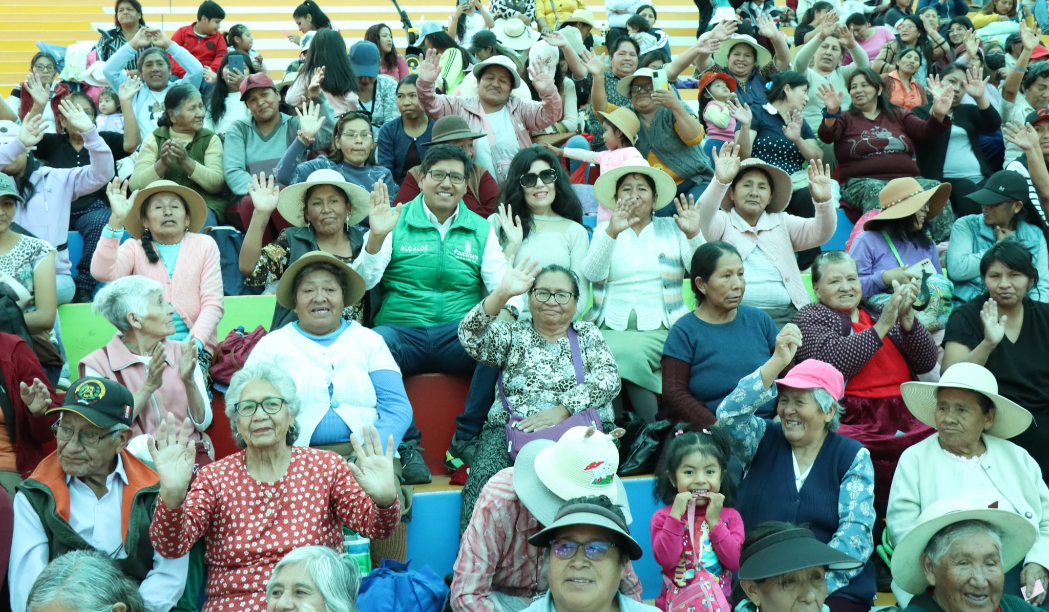 La Municipalidad de Paucarpata llevó a cabo una gran celebración por el día de la madre