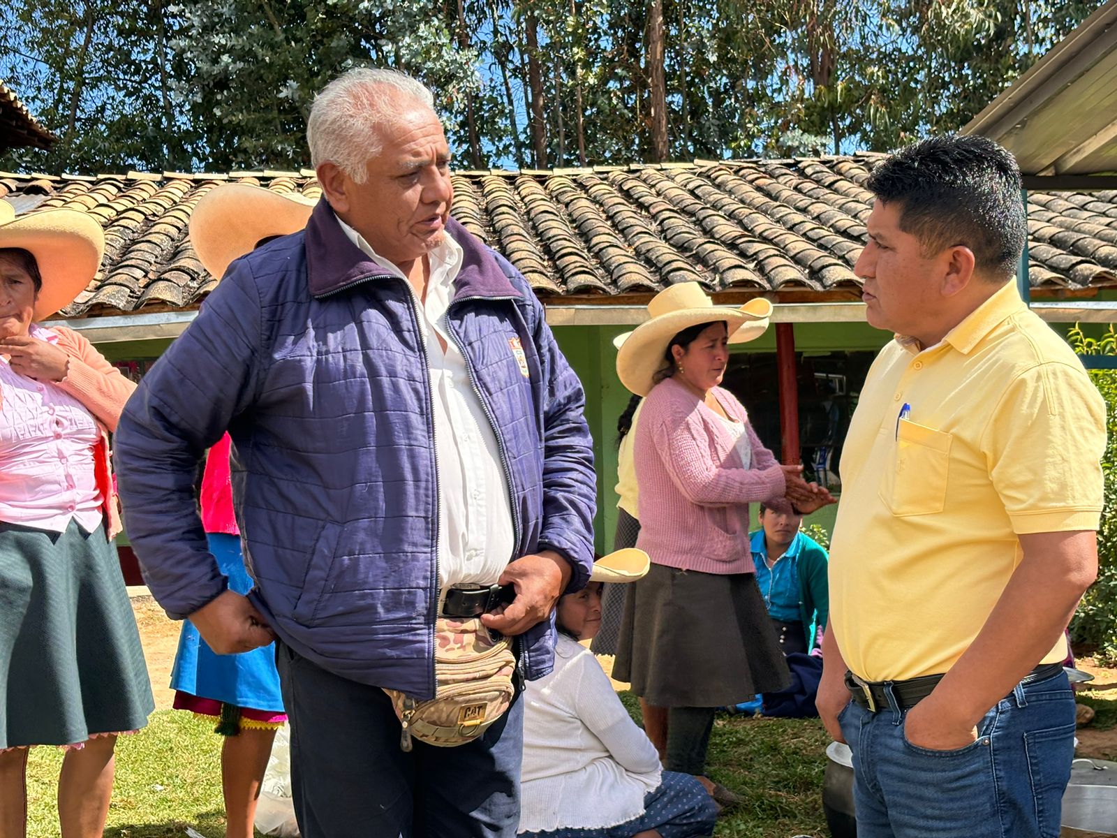 realizó la entrega de los materiales