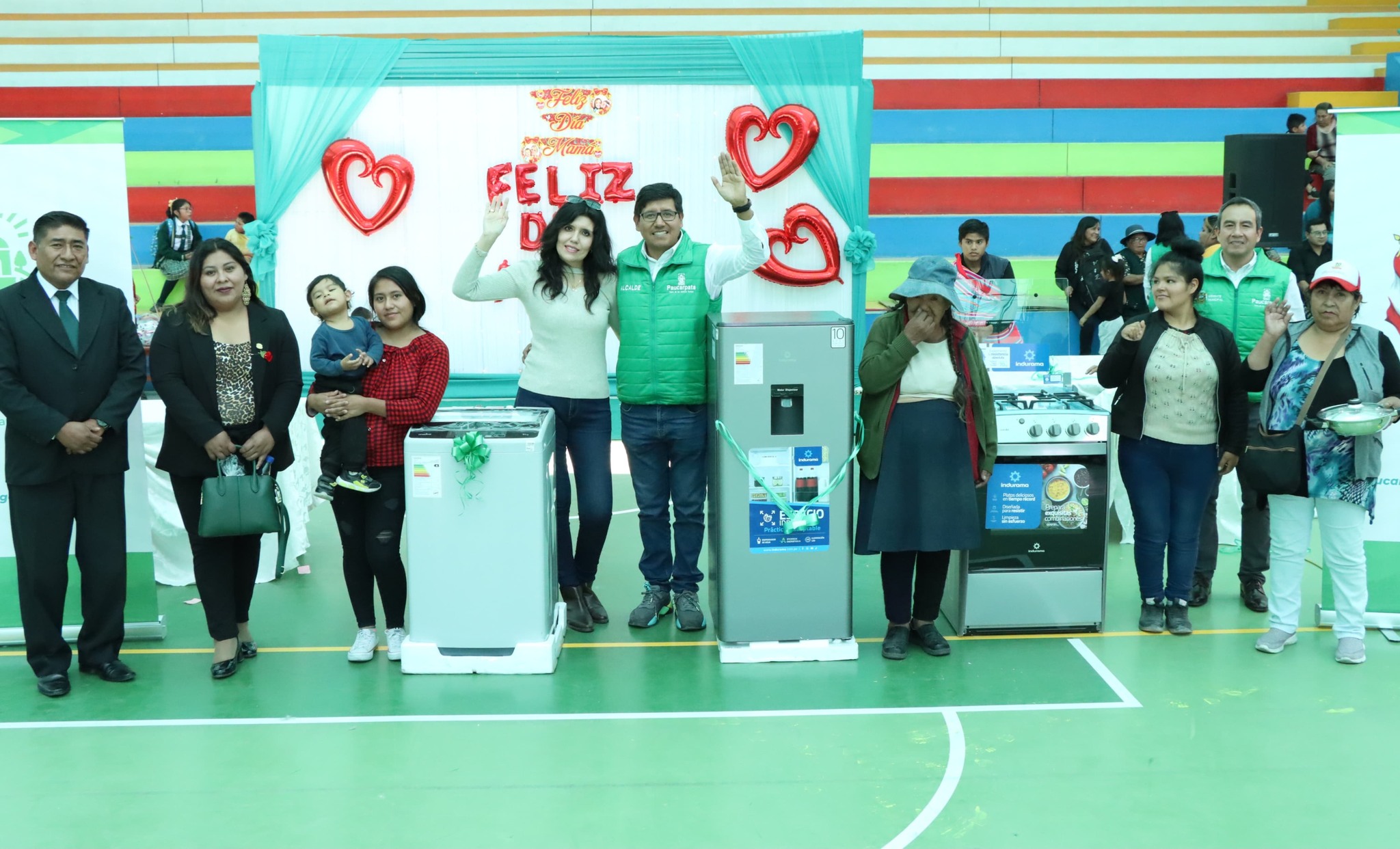 La Municipalidad de Paucarpata llevó a cabo una gran celebración por el día de la madre