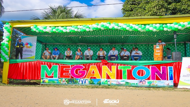 Color, cultura y mucha creatividad: asรญ fue el gran corso alegรณrico en el VIII aniversario del Distrito de Megantoni