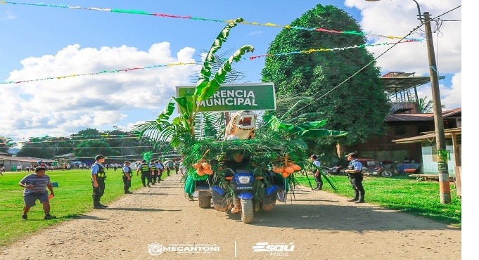 Color, cultura y mucha creatividad: asรญ fue el gran corso alegรณrico en el VIII aniversario del Distrito de Megantoni