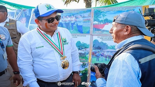 Alcalde Esaรบ Rios apertura la gran Feria agropecuaria, gastronรณmica, artesanal y cultural