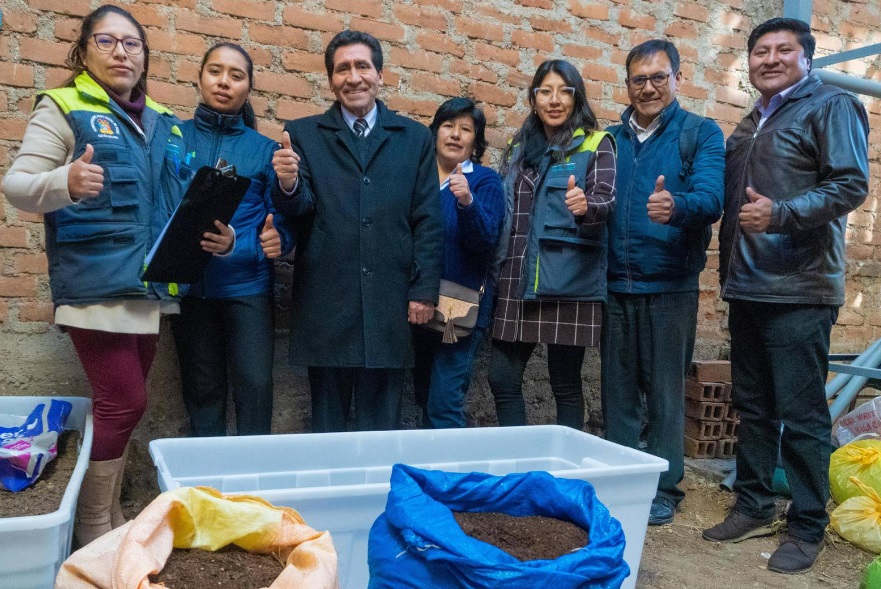 ¡Comprometidos con el cuidado del medio ambiente! Especialistas continúan con la evaluación de proyectos educativos ambientales