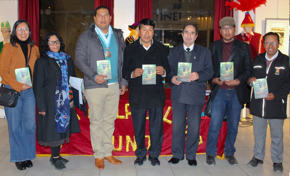 Casa de la cultura presenta libro “Despertar del alma” de Zayin Zamora