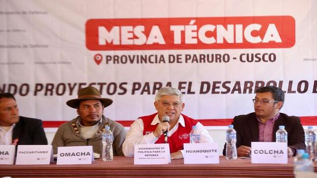 Mindef organiza y lidera Mesa Técnica con los nueve alcaldes distritales de provincia de Paruro