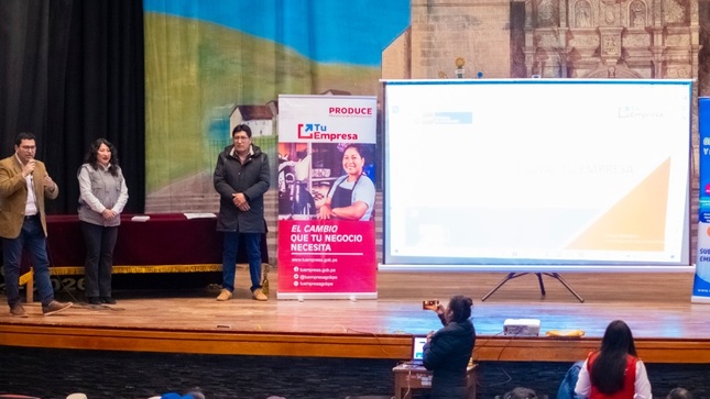 Con el objetivo de sensibilizar a los comerciantes de los mercados de abastos inicia la capacitación gratuita “Fortalece tu mercado”